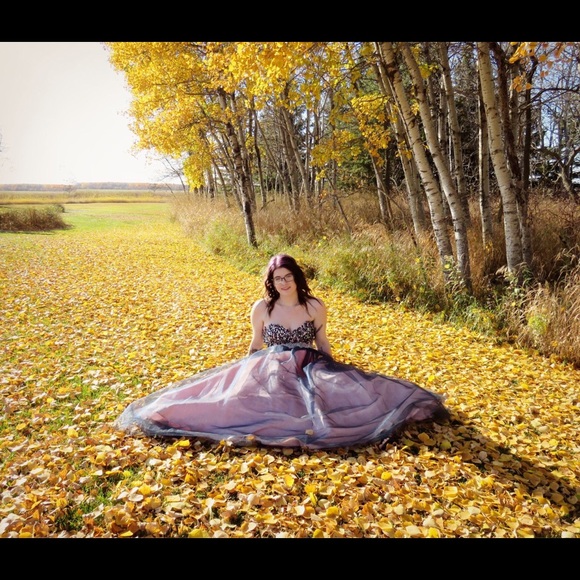 Alyce Paris Graduation Dress size 8 (with lacing back) - Picture 8 of 12